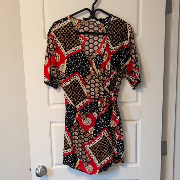 Retrod Multicolor & Multi-Patterned Wrap Romper - Picture 5 of 9